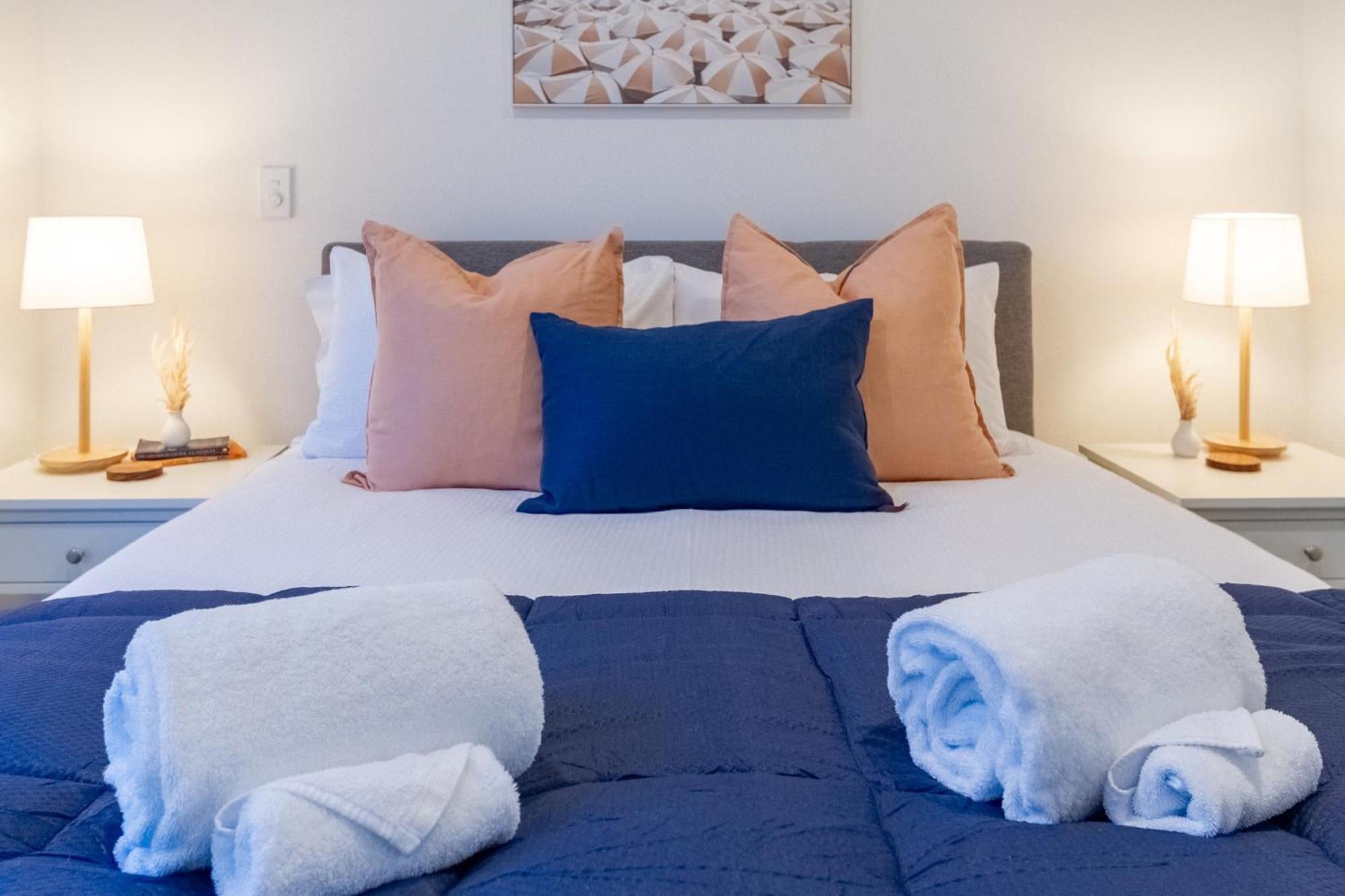 Urban Elegance - 2 Bed, 2 Bath In The Cbd Christchurch Exterior foto
